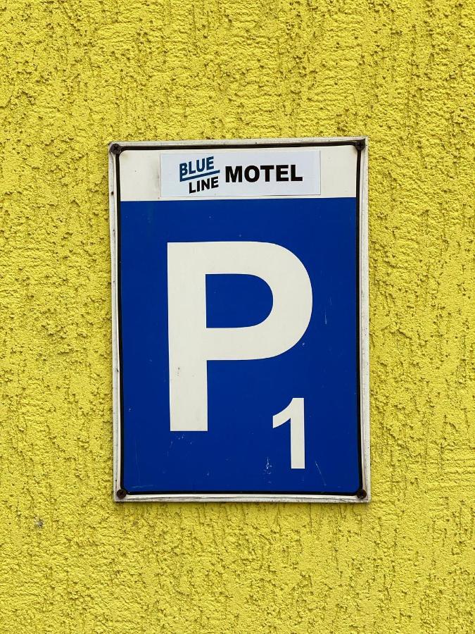 Blueline Motel Jászberény Exterior foto